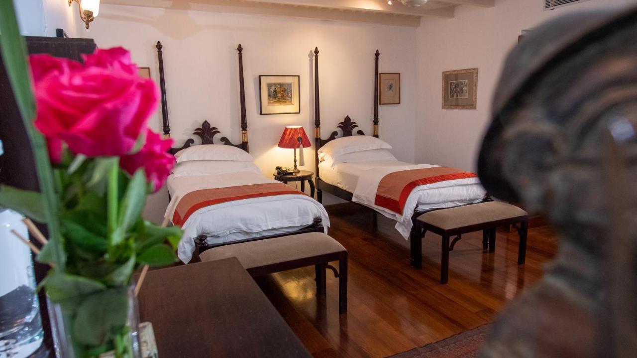 Le Colonial 1506 - Exclusive Luxury Hideaway Hotel Kochi Exterior foto