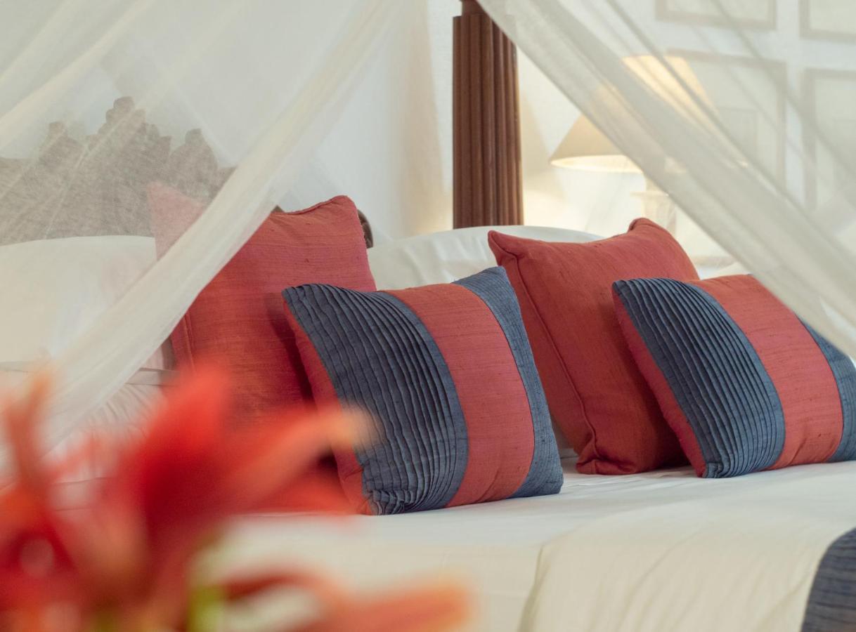 Le Colonial 1506 - Exclusive Luxury Hideaway Hotel Kochi Exterior foto