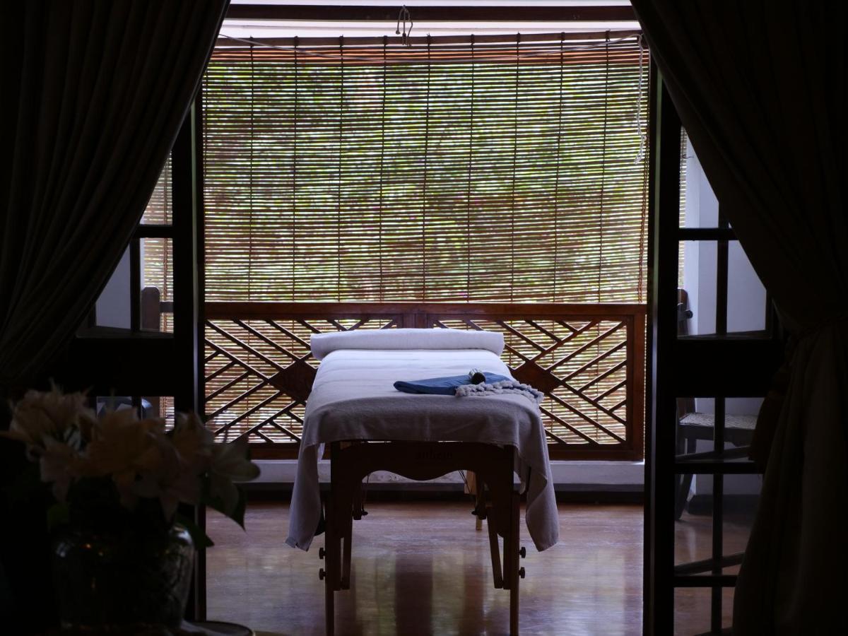 Le Colonial 1506 - Exclusive Luxury Hideaway Hotel Kochi Exterior foto